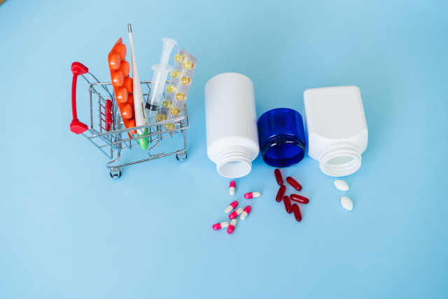 さまざまな種類のサプリメント