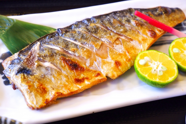 オメガ3を含む焼き魚